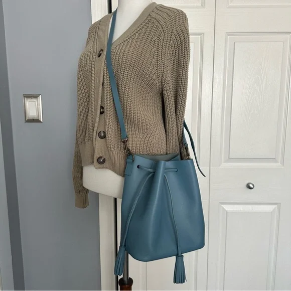 Vere Verto Light Blue Leather Bucket Bag - Picture 8 of 12